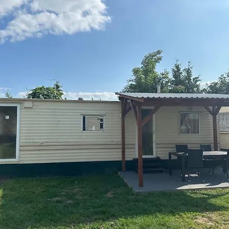 Autocamp Free Star - Mobilheimy Apartment Strachotin Exterior photo