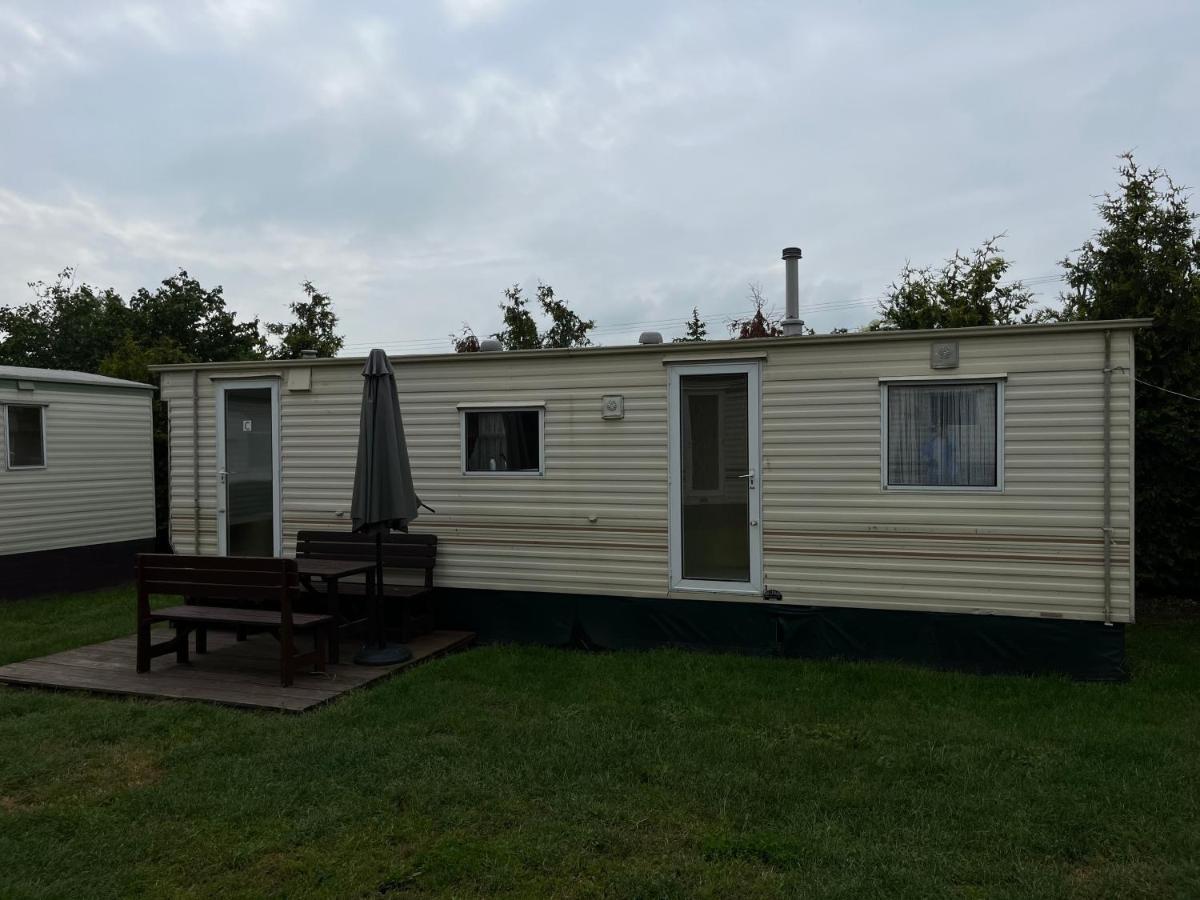 Autocamp Free Star - Mobilheimy Apartment